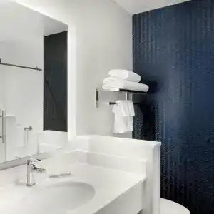 Fairfield Inn & Suites by Marriott Uptown/University Area - 9
