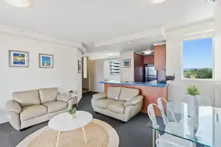 Crystal Bay On The Broadwater - 306
