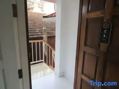 Changmoi House (Little Village) - 142