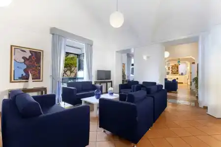 Panorama Palace - 1