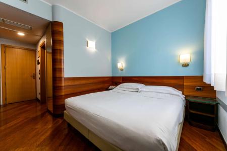 Mirage Sure Hotel Collection by Best Western - 17