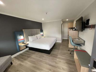 Roy Inn & Suites -Sacramento Midtown - 59