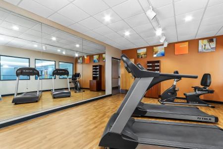 Comfort Suites West - 23