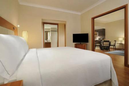 Hilton Bangalore Embassy GolfLinks - 102