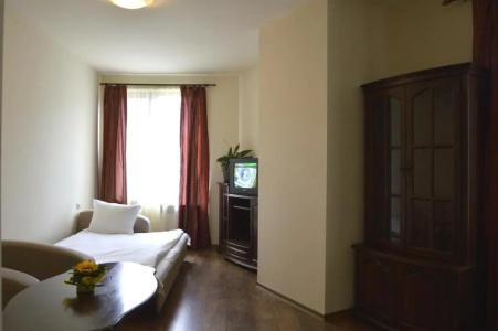 Guest House Mountain Romance & Free Sauna and Steam Bath - 56