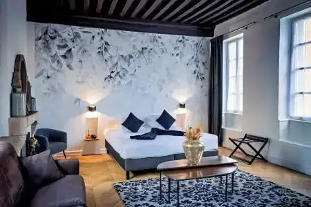 Maison Philippe Le Bon, Les Collectionneurs - 111