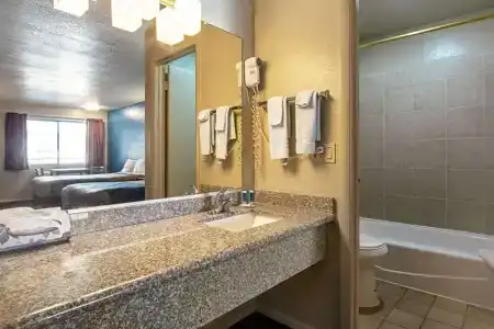 Rodeway Inn St George North - Near Pioneer Park - 37