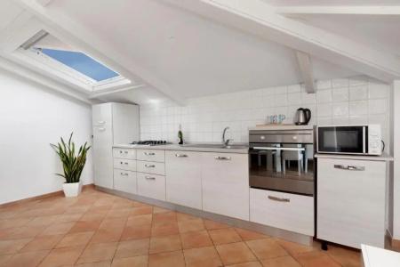 Tasso Suites & Spa - 17