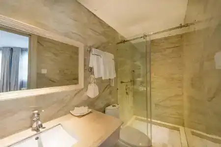 a&Em 280 Le Thanh Ton & Spa - 91