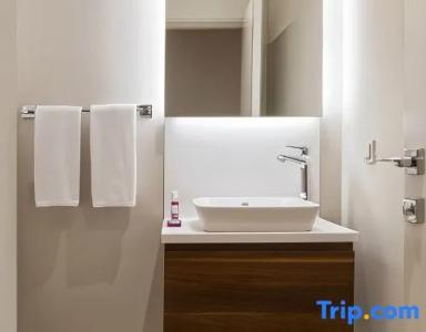 Movenpick Living Istanbul - 165