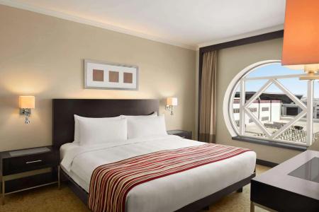 Ramada Plaza by Wyndham Dubai Deira - 2