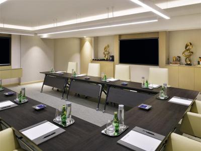 Mövenpick - 18