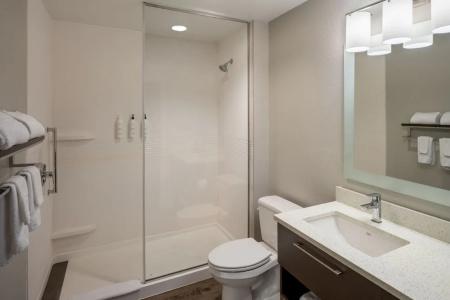Fairfield Inn & Suites by Marriott - 46