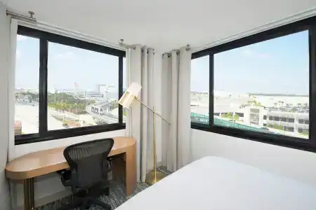 Sheraton Miami Airport and Executive Meeting Center - 35