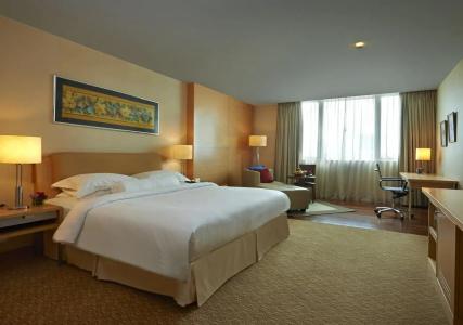 Royale Chulan The Curve - 6