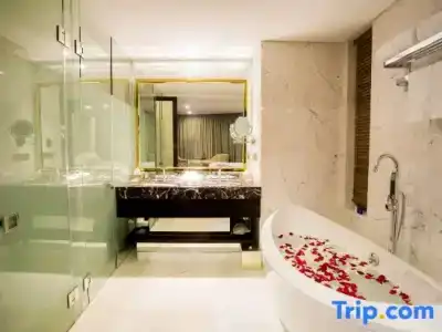 Holiday Beach Danang & Resort - 156