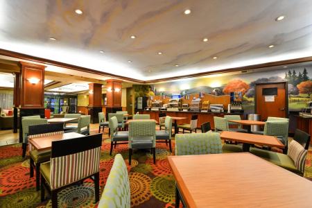 Holiday Inn Express Vancouver North - 19