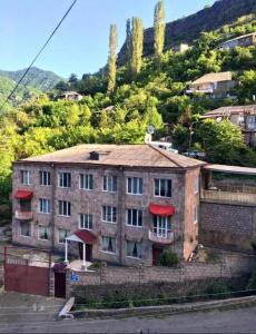 Apartin Alaverdi - 12