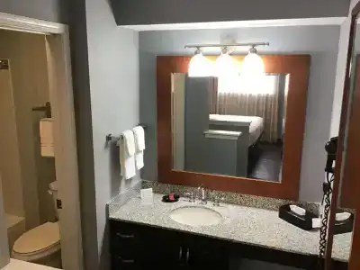 SureStay Studio by Best Western - 98