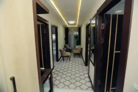 Royal Grand - 16