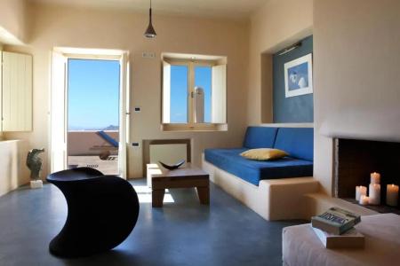 Voreina Gallery Suites - 92