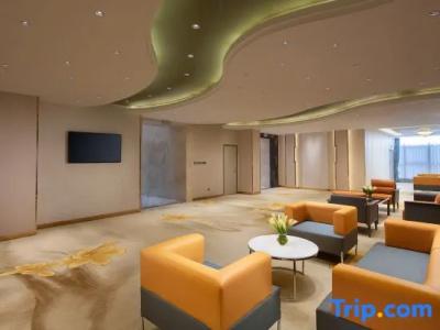 Microtel by Wyndham Lijiang - 9