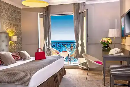 Hôtel Le Royal Promenade des Anglais - 48