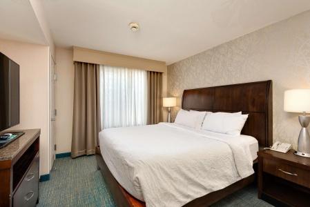 Hilton Garden Inn - 3