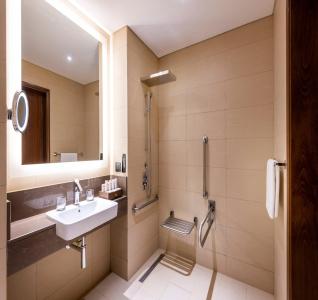 Crowne Plaza Muscat Ocec, An Ihg - 25