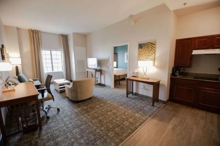 Sonesta Es Suites Baton Rouge - 54