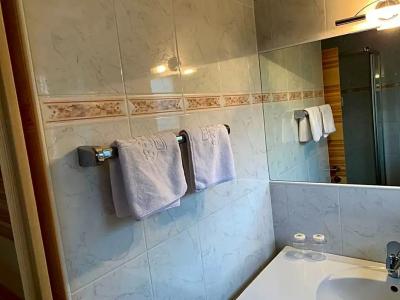 Ruster Resort - 120