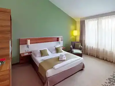 Mercure Tagungs- & LandKrefeld - 52