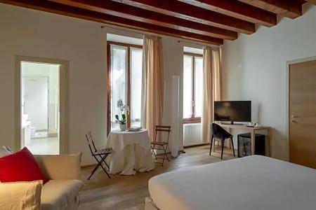 Massimago Wine Suites - 13