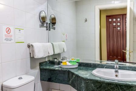 Days Inn & Suites Amman - 5
