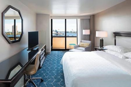 Sheraton Norfolk Waterside - 99
