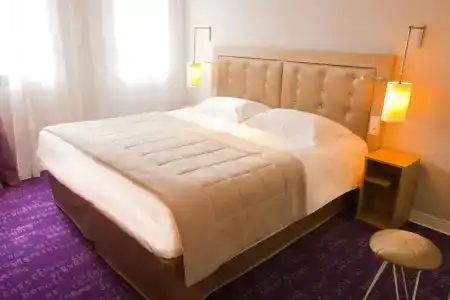 Hôtel Anne De Bretagne - 82
