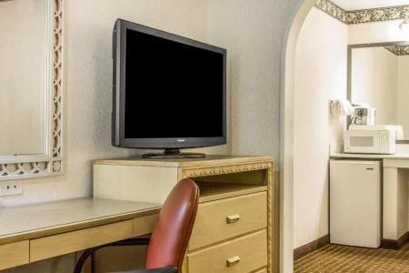 Stanford Motor Inn - 31