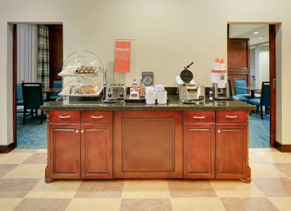 Hampton Inn & Suites Dallas-Arlington-South - 21