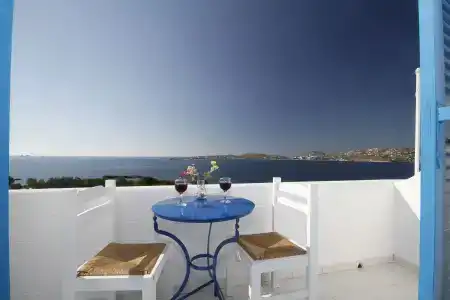 Stratos & Studios - 6
