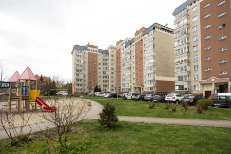 на ул. Артиллерийской 48 - 36