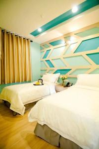 Sunshine Inn - 26