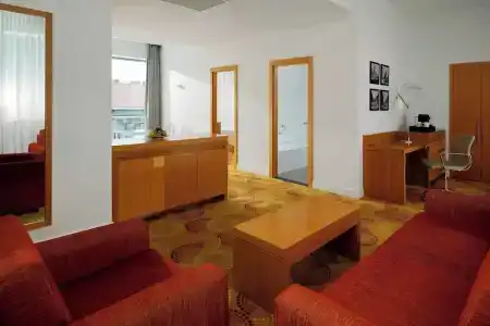 Courtyard by Marriott Budapest City Center - 85
