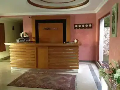 Meril Club - 34