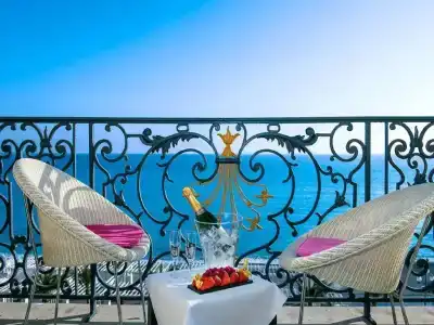 Hôtel Le Royal Promenade des Anglais - 79