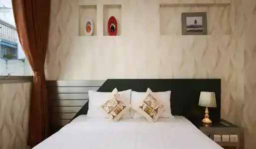 Saigon Charm - 69