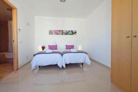 Charmsuites Paralel - 100
