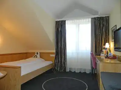 RingKöhlers Forsthaus - 53