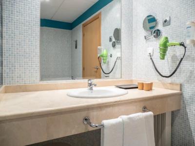 Ibis Styles A Coruna - 42