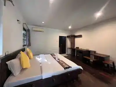 Pang Mai - 61