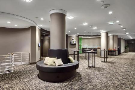 Lindner City Plaza - 17